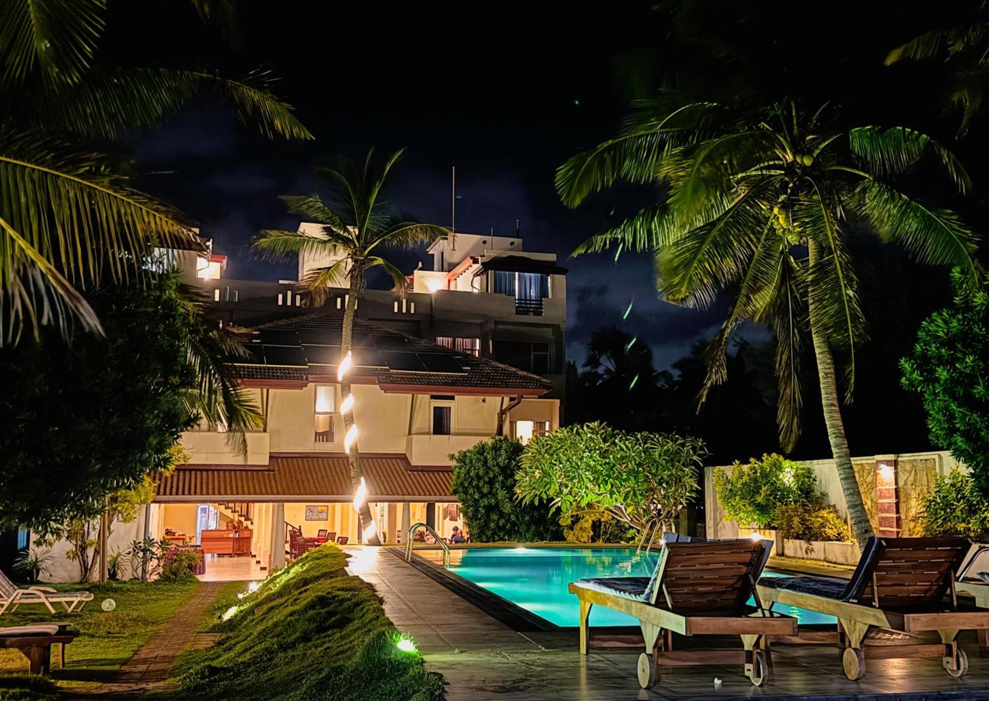 Ziegler Cottage Negombo Exterior photo